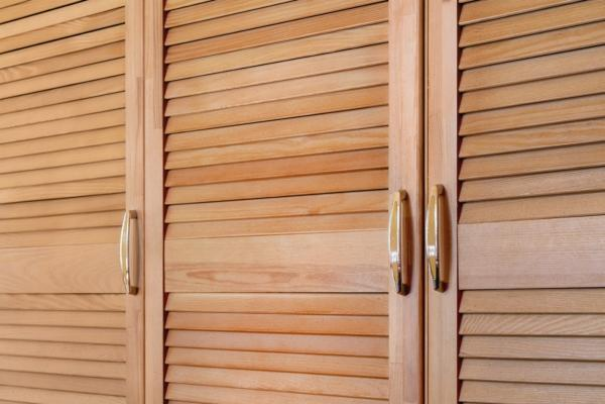 5 Factors influencing the cost of wardrobe